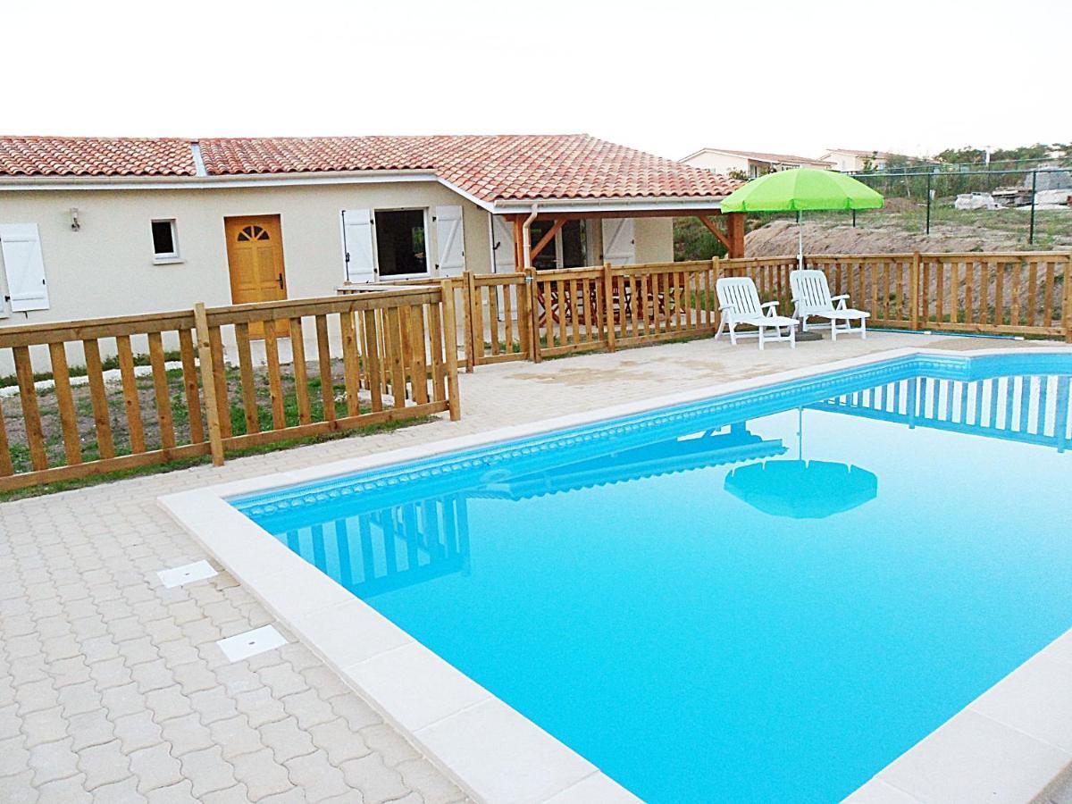 Etang Vallier Resort Brossac Номер фото
