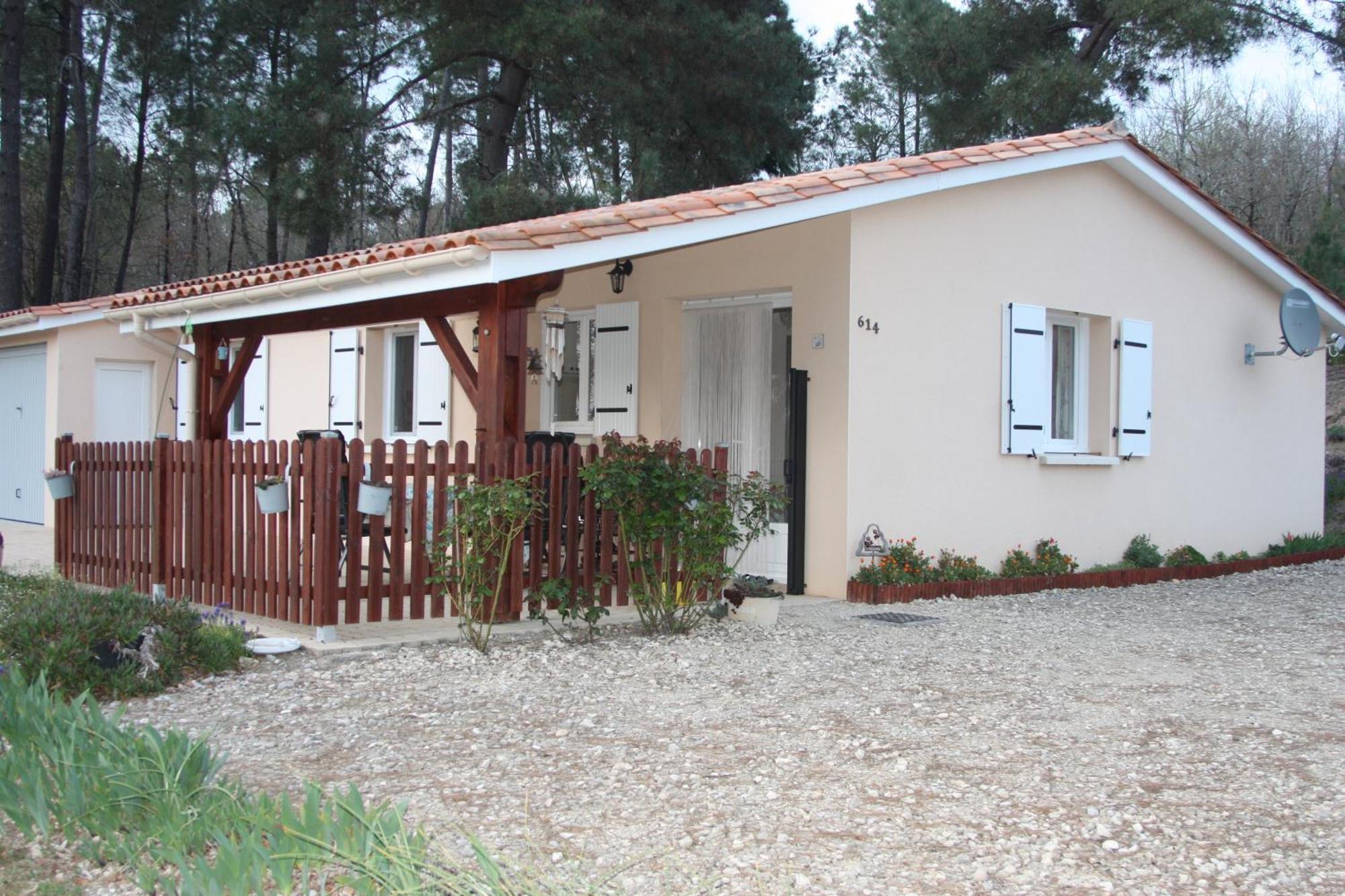 Etang Vallier Resort Brossac Экстерьер фото