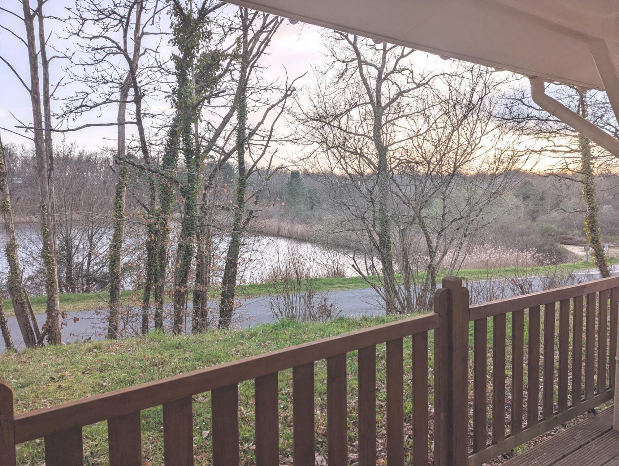 Etang Vallier Resort Brossac Экстерьер фото