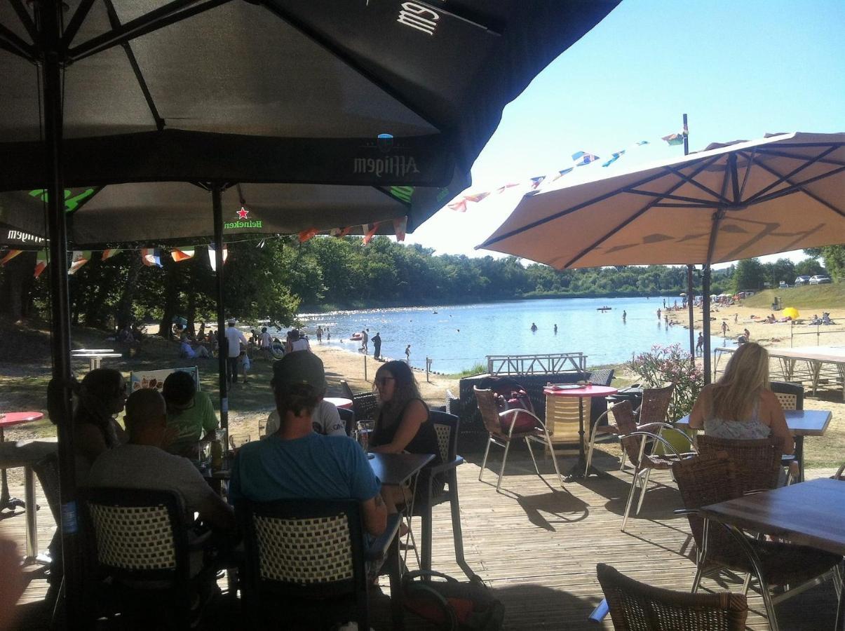 Etang Vallier Resort Brossac Экстерьер фото
